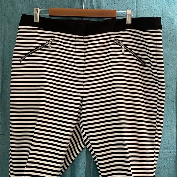 Chico’s Black Label Ankle Pants Black/White - Picture 1 of 11